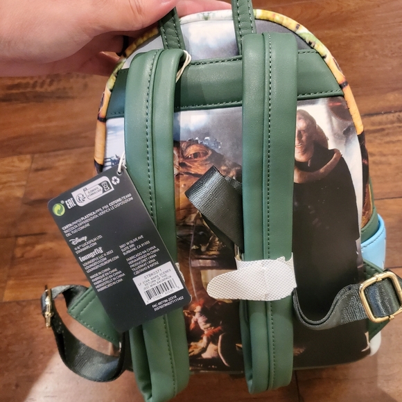 NWT Loungefly Star Wars Return Of The Jedi Scene Green Backpack - Picture 8 of 13